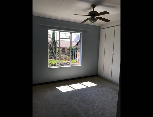 3 BEDROOM APARTMENT FOR SALE IN ZWARTKOP EXT 2